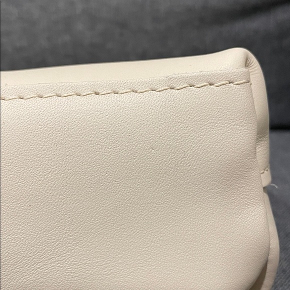 Portland Leather Bone Classic Poppy. Almost Perfect Line - Picture 10 of 16